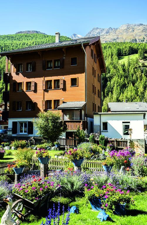 Haus Amour Saas-Grund Bagian luar foto
