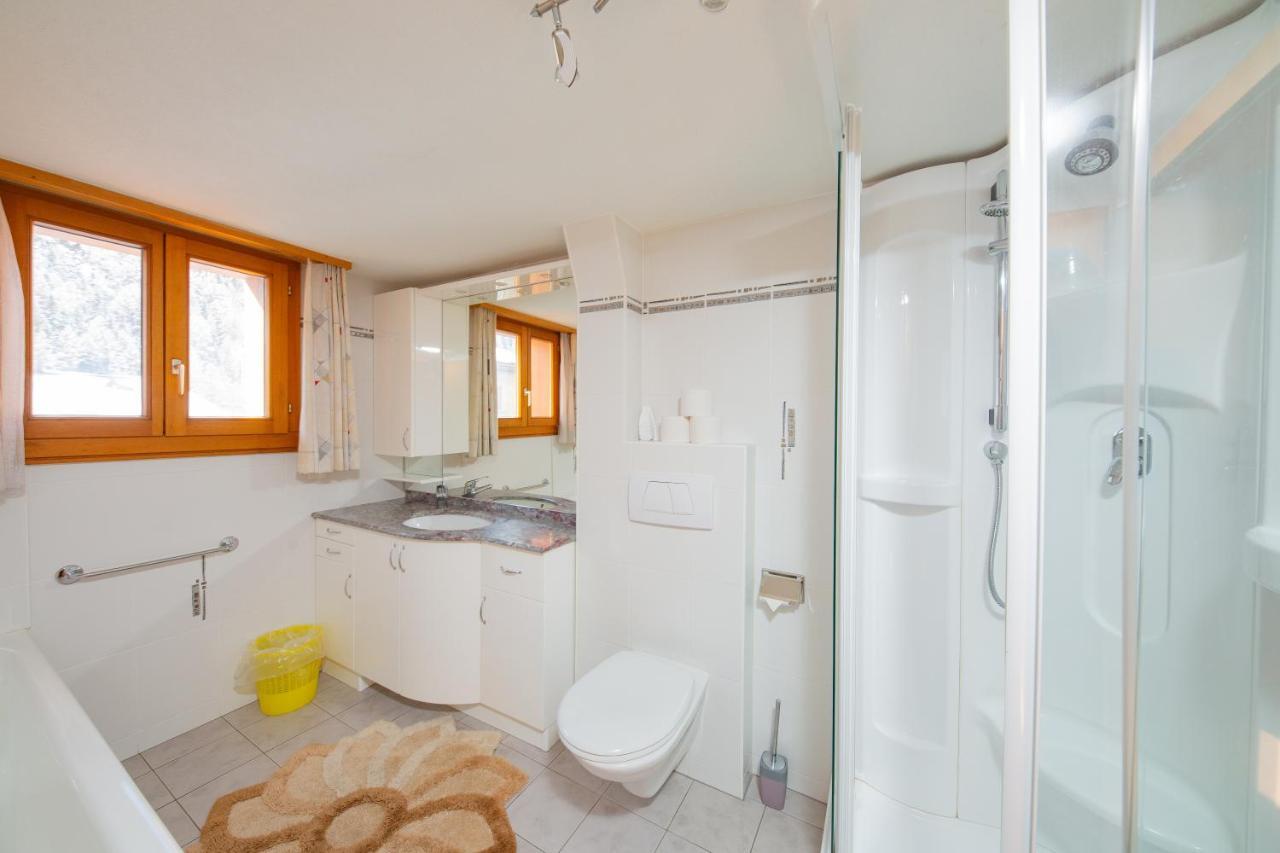 Haus Amour Saas-Grund Bagian luar foto