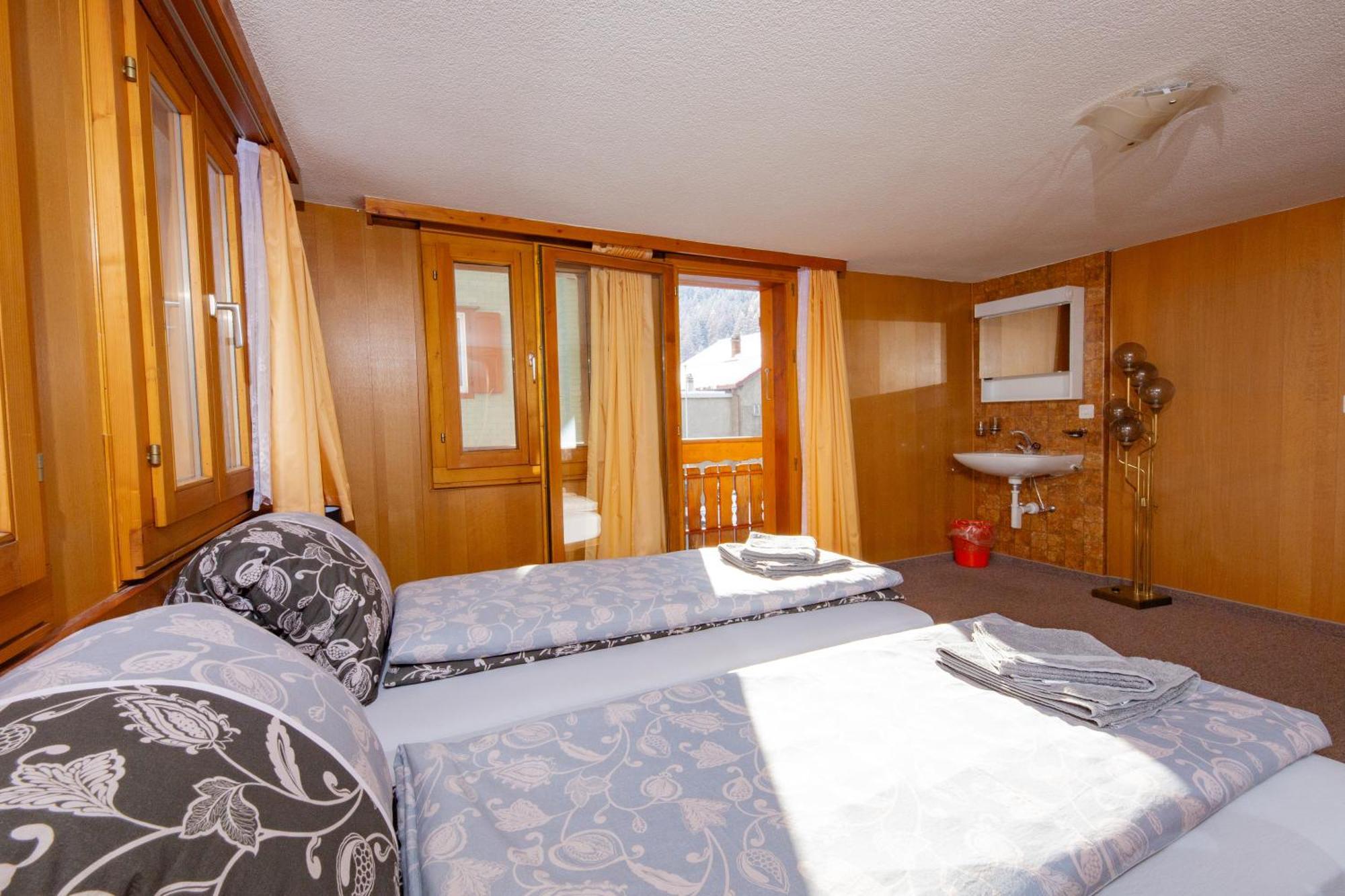 Haus Amour Saas-Grund Bagian luar foto